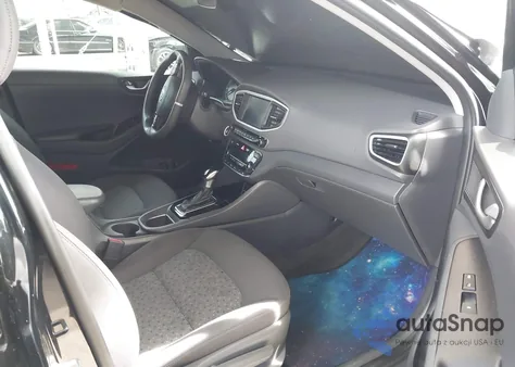 2019 Hyundai Ioniq Hybrid Blue z USA, uszkodzony, nr VIN KMHC65LC3KU141859